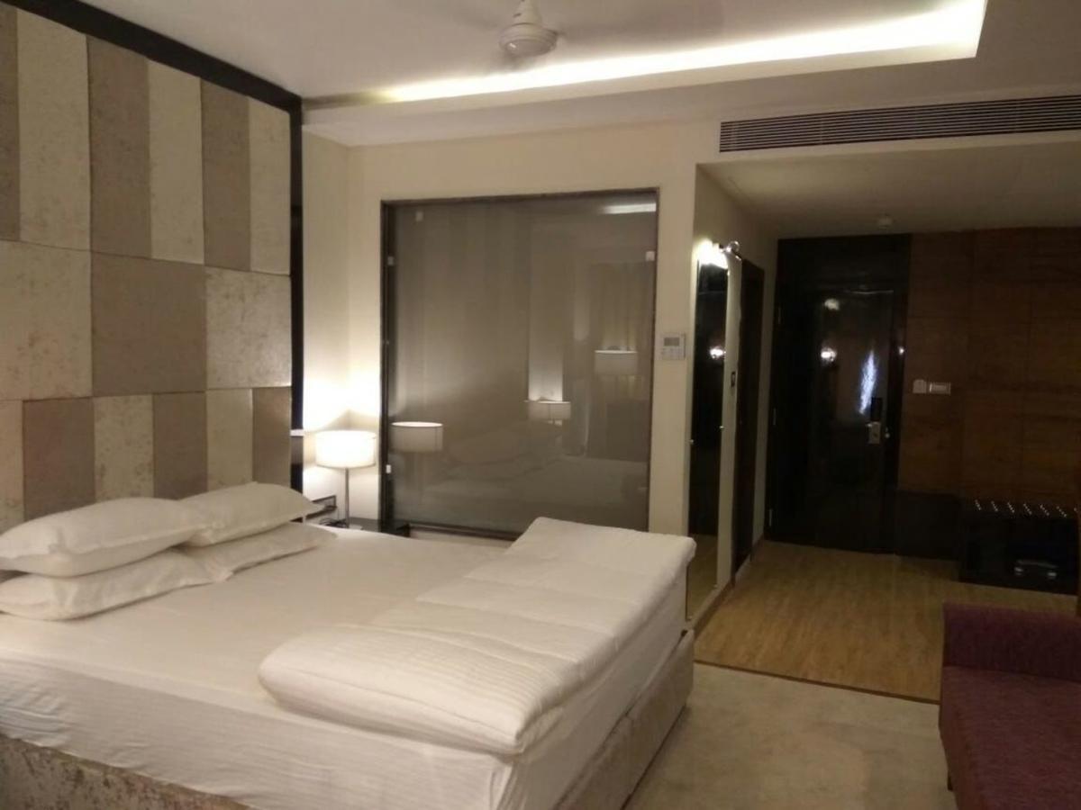 Hotel Surendra Vilas Bhopal Exterior photo
