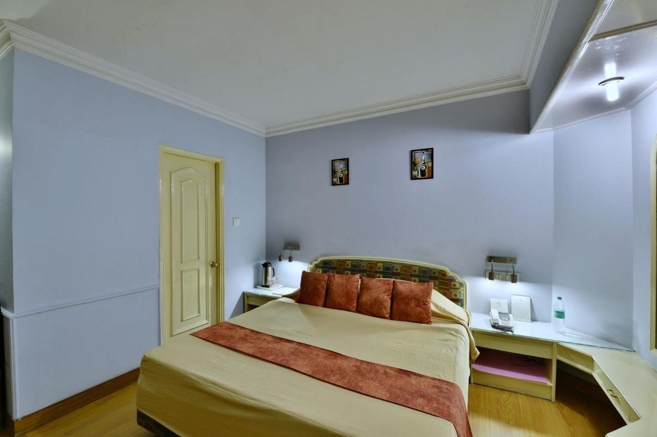 Hotel Surendra Vilas Bhopal Exterior photo
