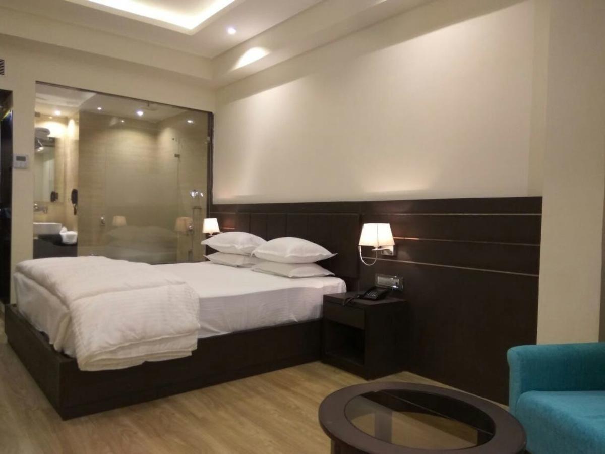Hotel Surendra Vilas Bhopal Exterior photo